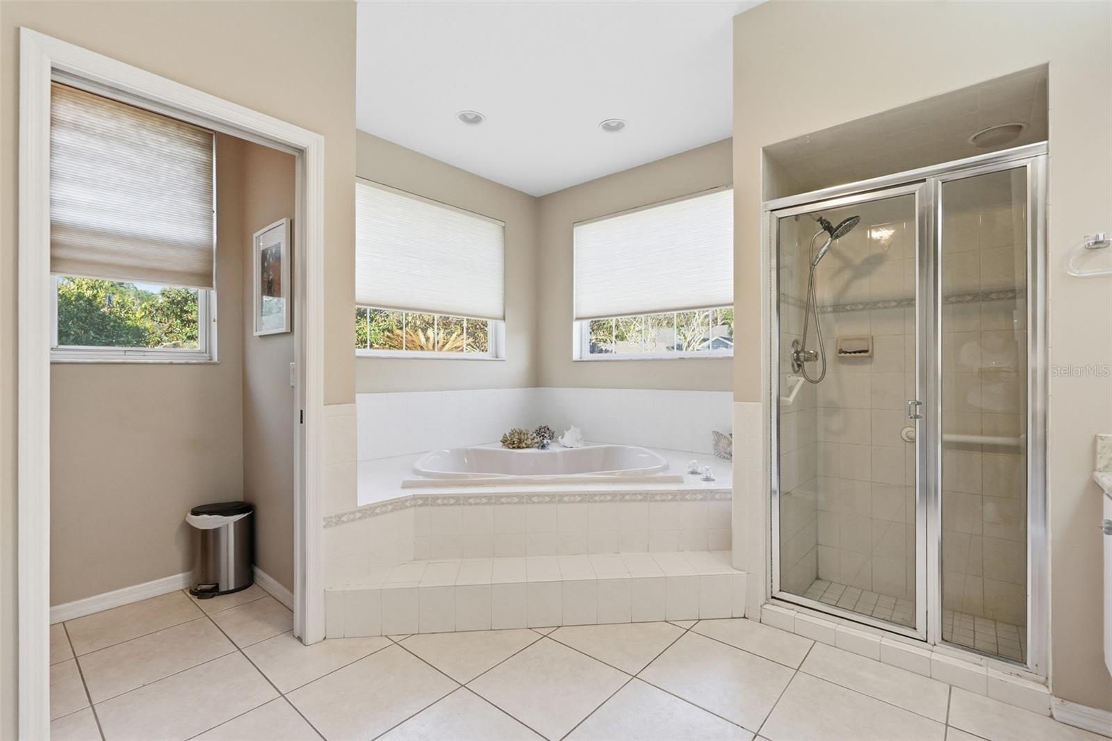 Image 23 of 45 For 44 Linder Drive