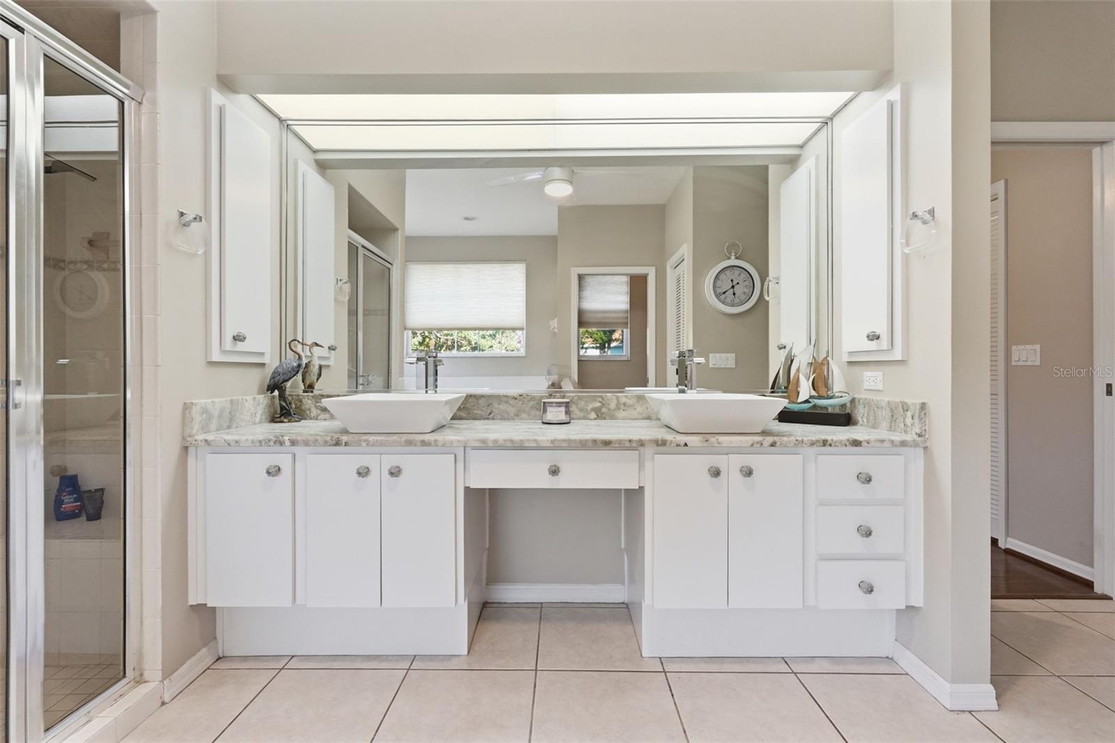 Image 26 of 45 For 44 Linder Drive