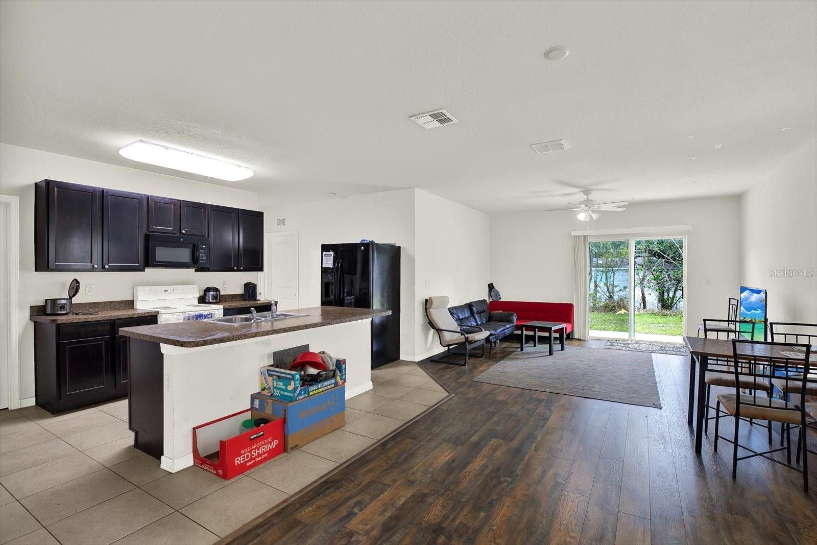 Image 5 of 33 For 10219 Hawk Storm Avenue