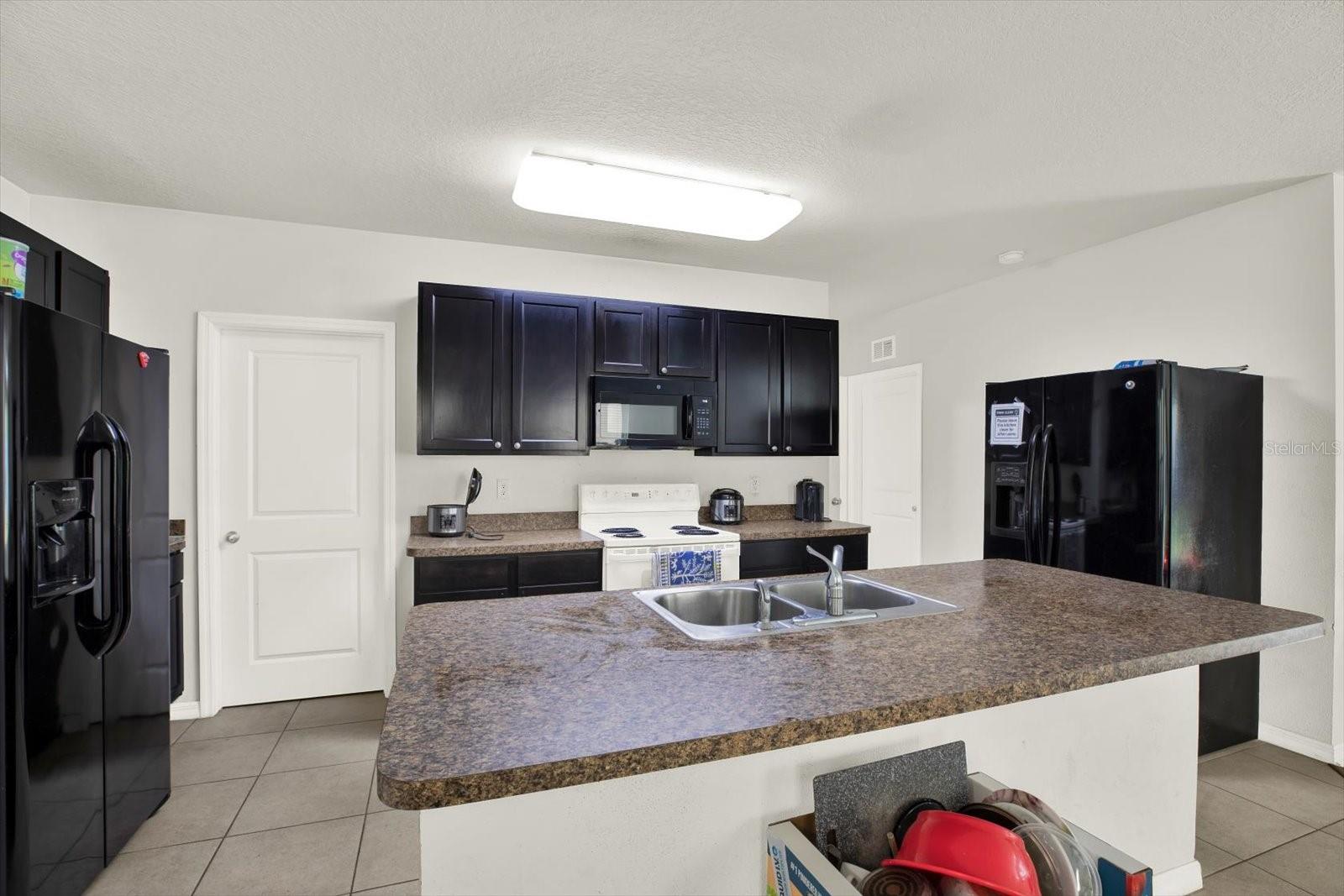 Image 6 of 33 For 10219 Hawk Storm Avenue