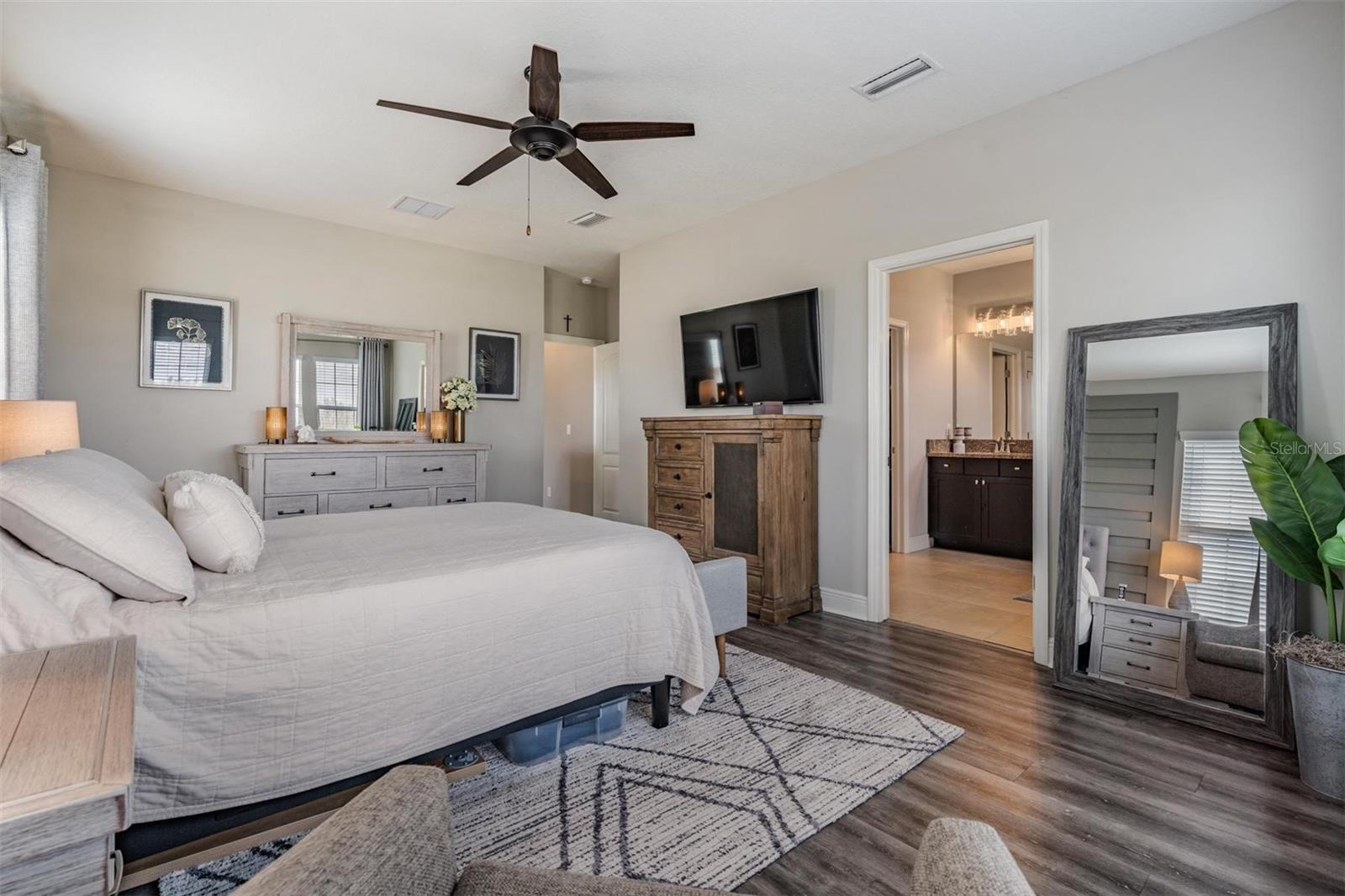 Image 29 of 58 For 32383 Natural Bridge Road