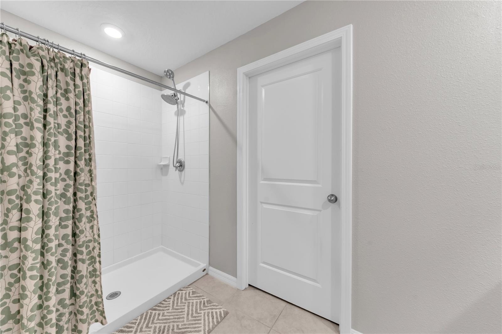 Image 26 of 46 For 4188 Hanover Drive