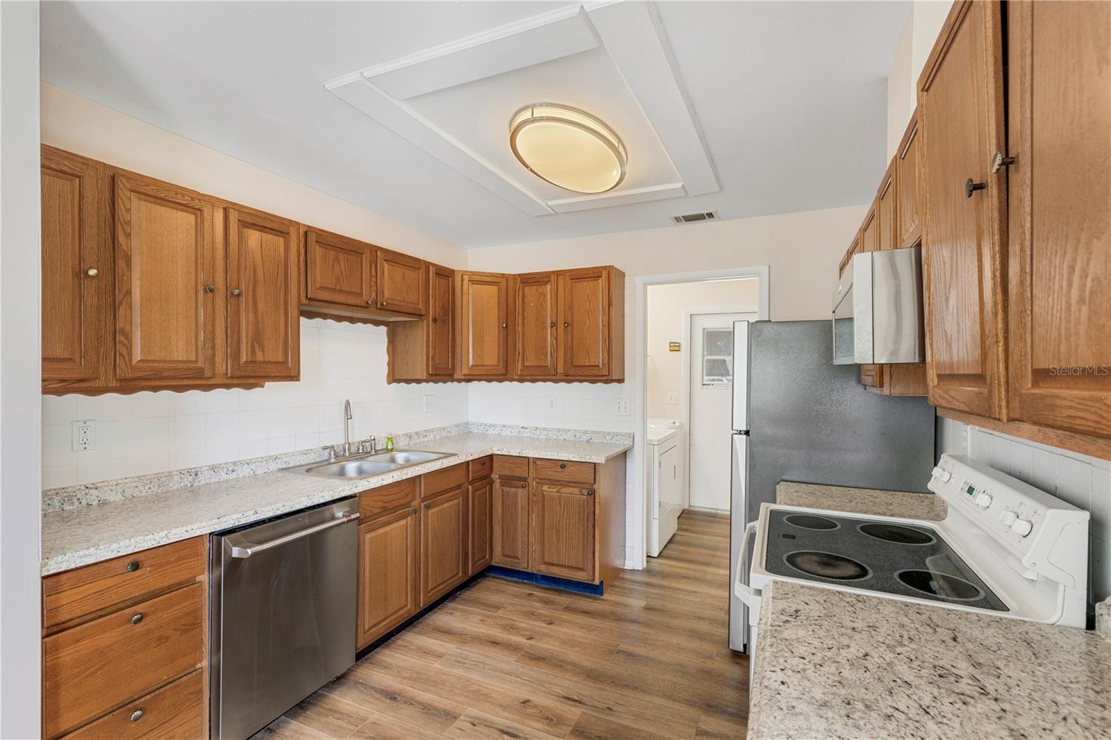 Image 8 of 15 For 1136 Forbes Trace