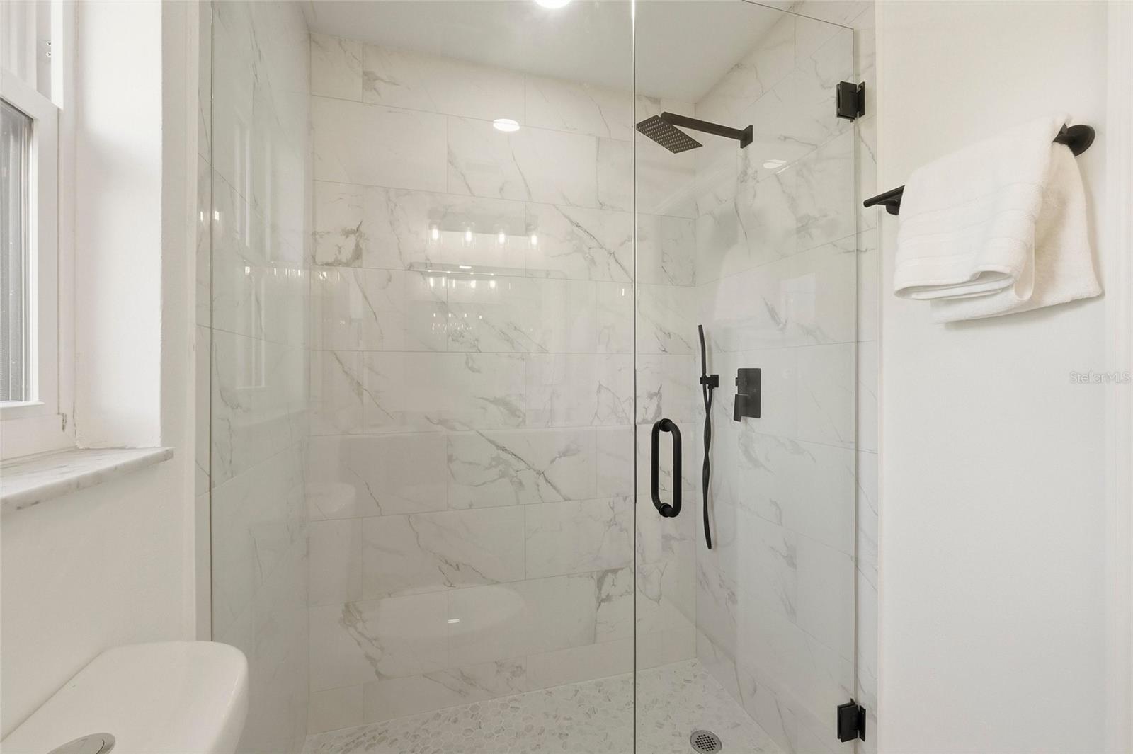 Image 19 of 51 For 13779 Pinecrest Drive