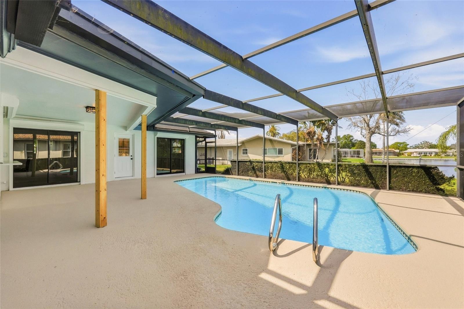 Image 31 of 51 For 13779 Pinecrest Drive