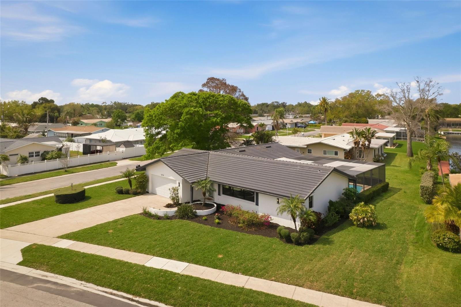 Image 35 of 51 For 13779 Pinecrest Drive