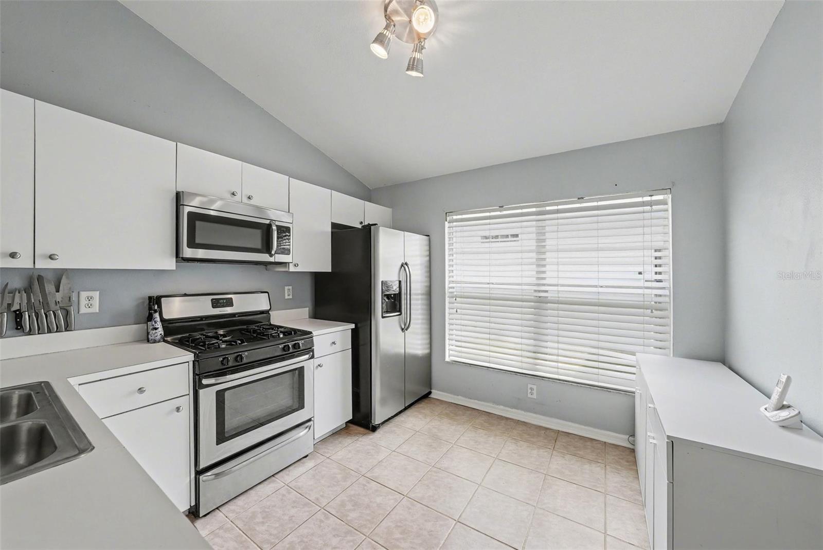 Image 13 of 22 For 5214 Creekmore Lane