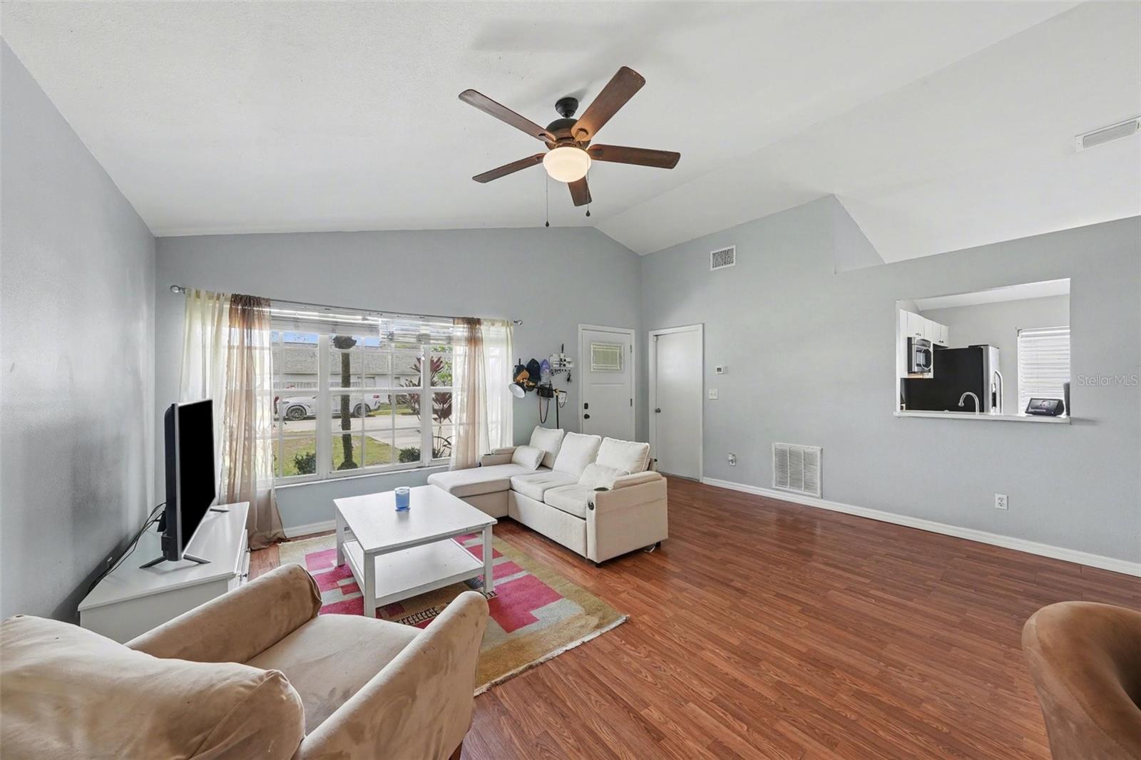 Image 8 of 22 For 5214 Creekmore Lane