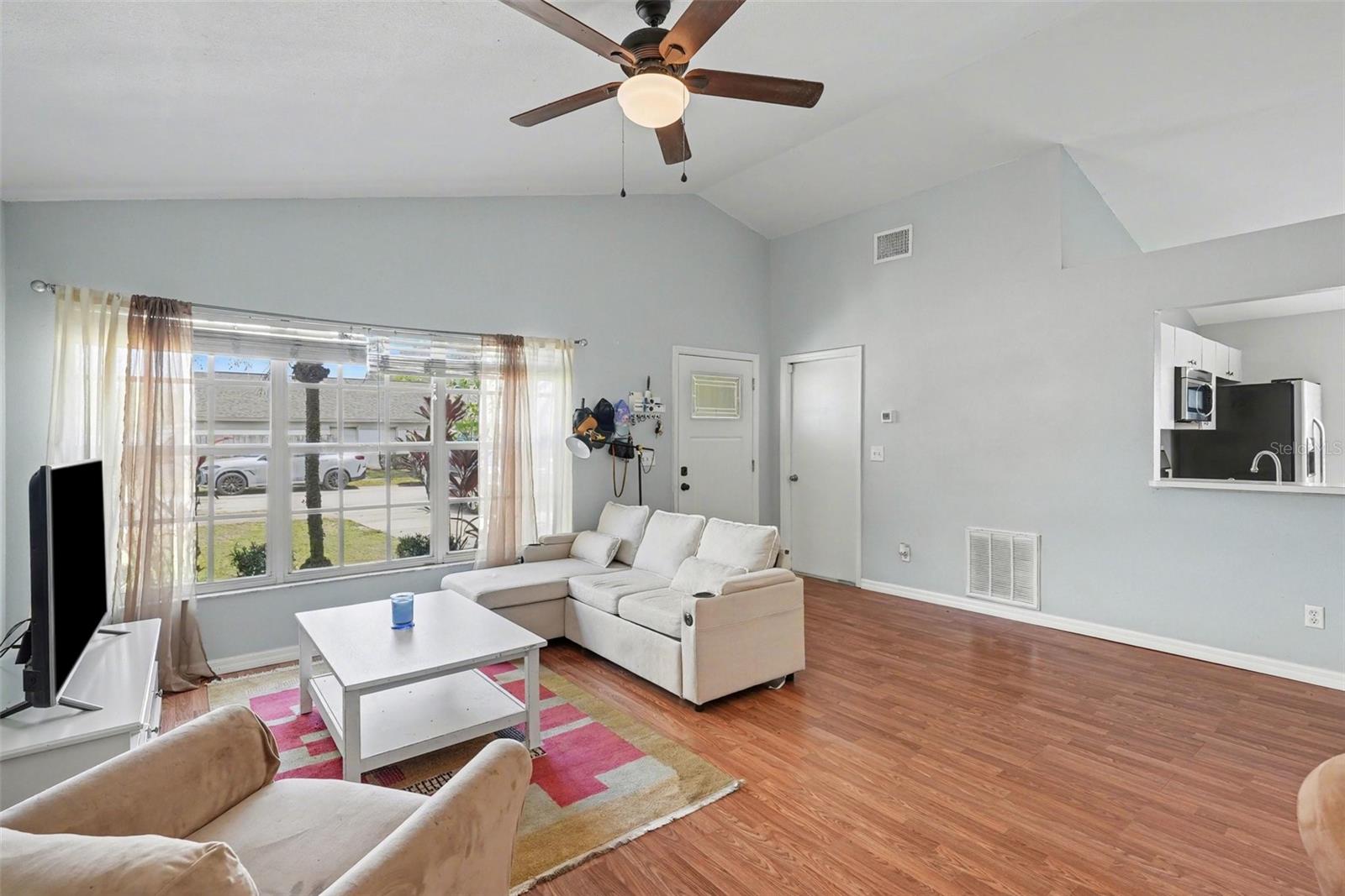 Image 9 of 22 For 5214 Creekmore Lane