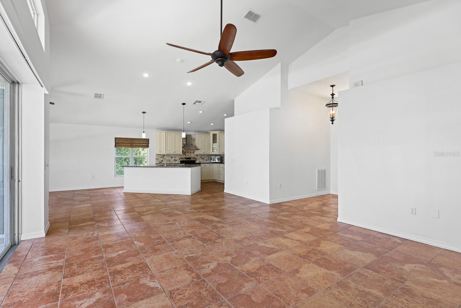 Image 9 of 39 For 3202 Fox Squirrel Lane