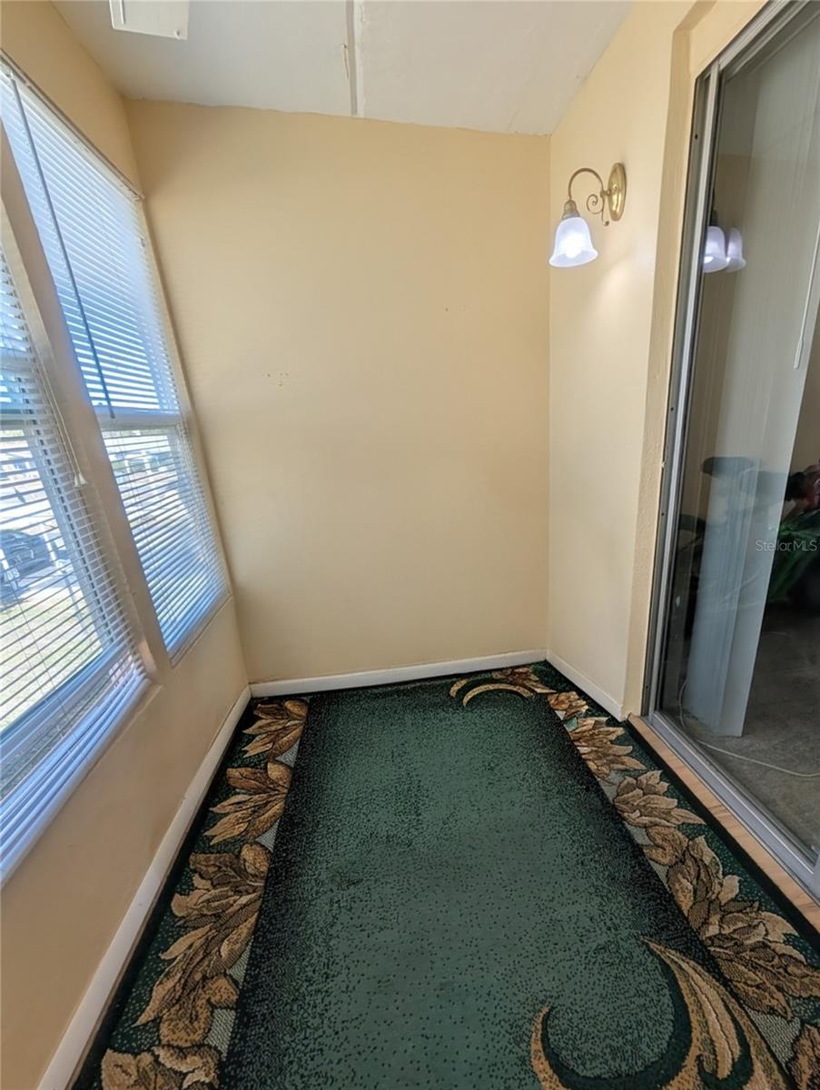 Image 15 of 22 For 11620 Park Boulevard 209