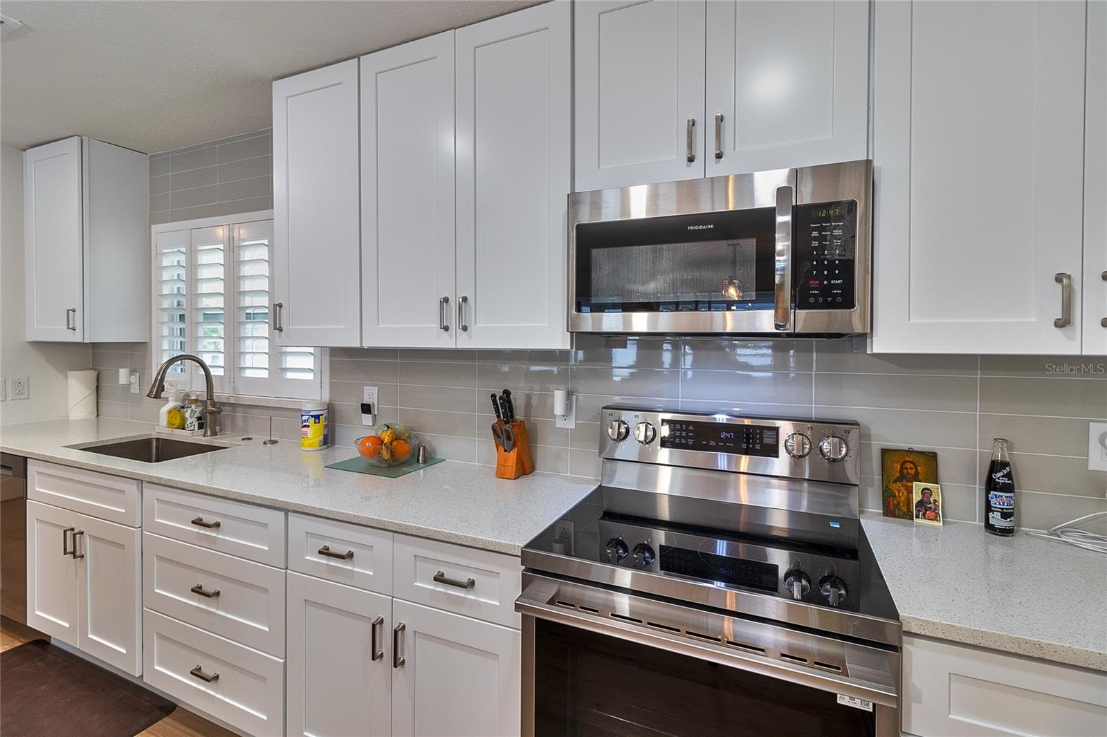 Listing photo id 21 for 4331 Harbor Hills Drive