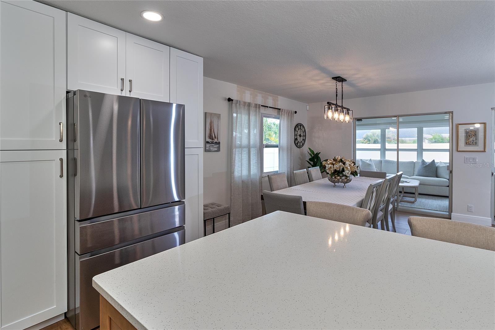 Listing photo id 22 for 4331 Harbor Hills Drive