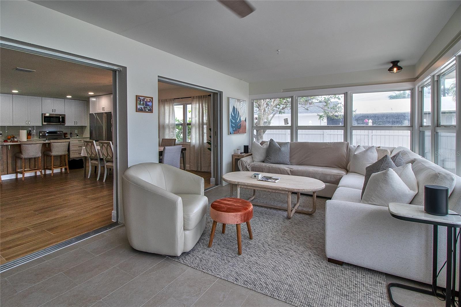 Listing photo id 30 for 4331 Harbor Hills Drive