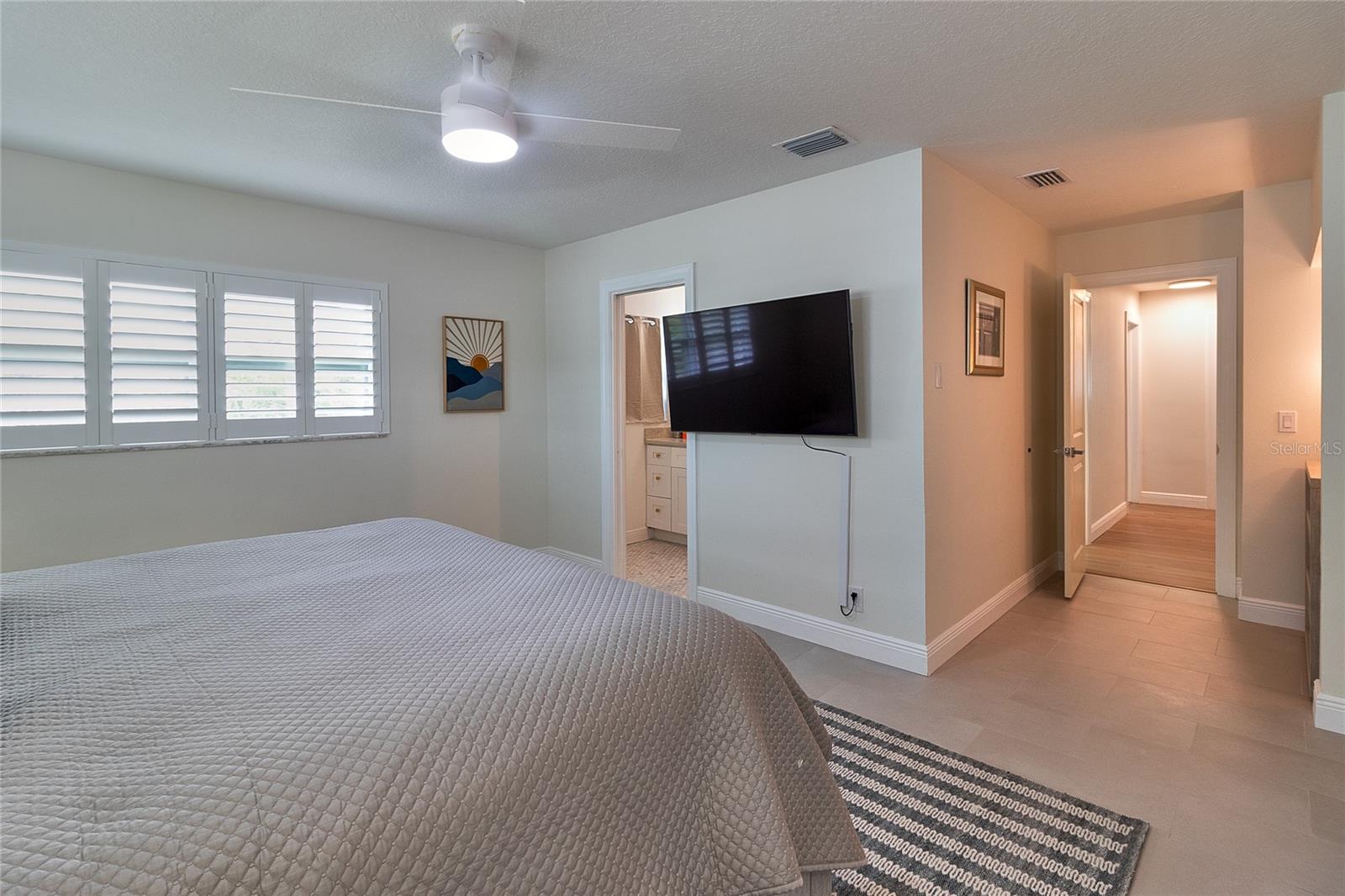 Listing photo id 37 for 4331 Harbor Hills Drive