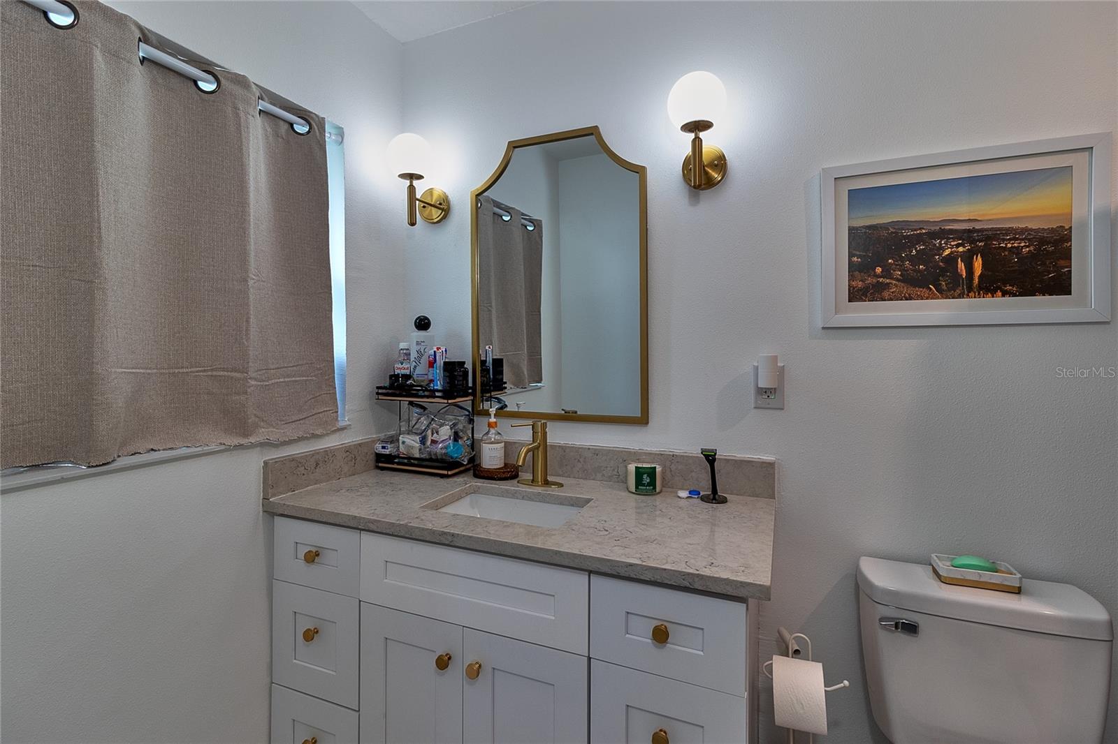 Listing photo id 40 for 4331 Harbor Hills Drive