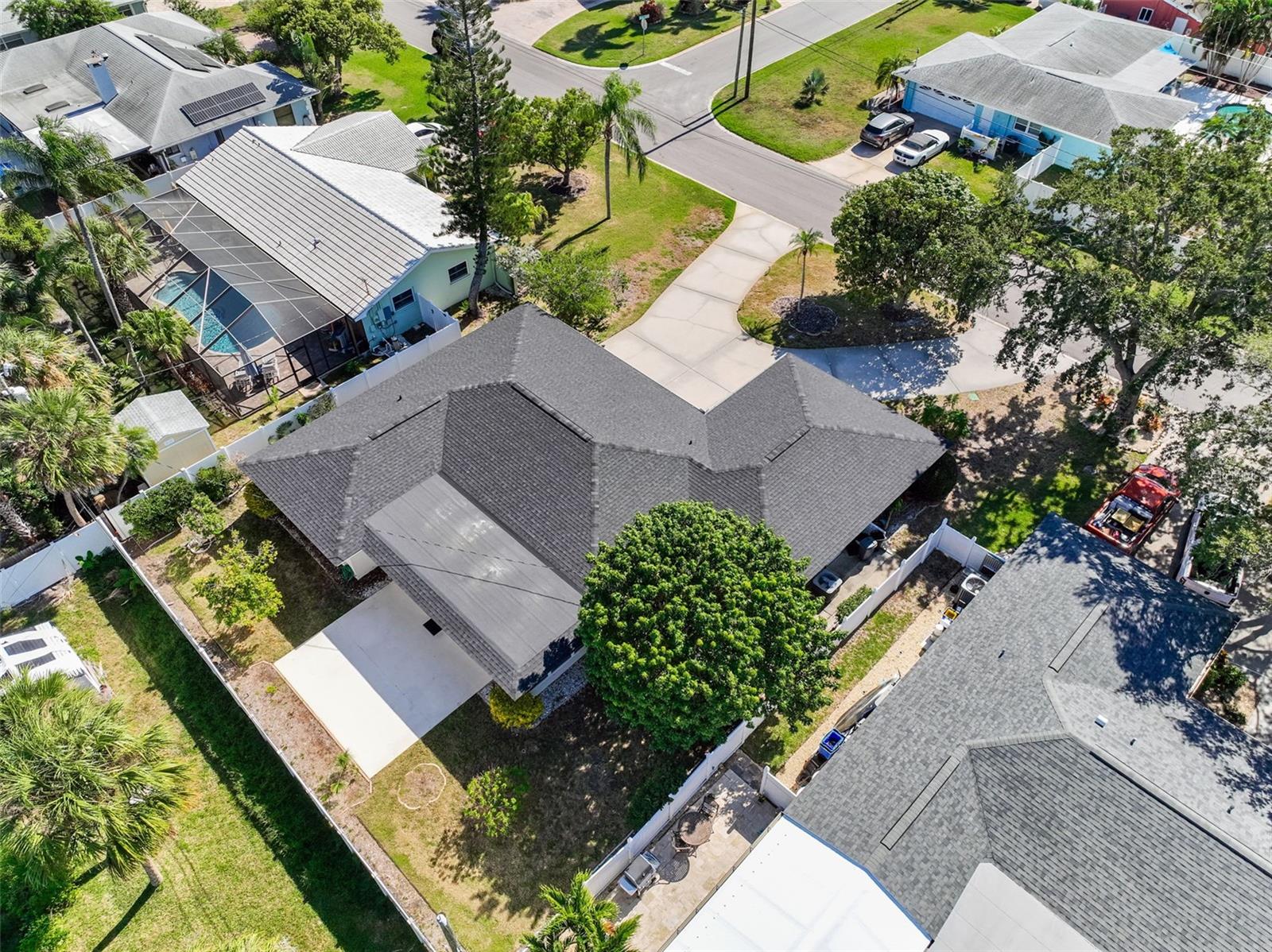 Listing photo id 65 for 4331 Harbor Hills Drive