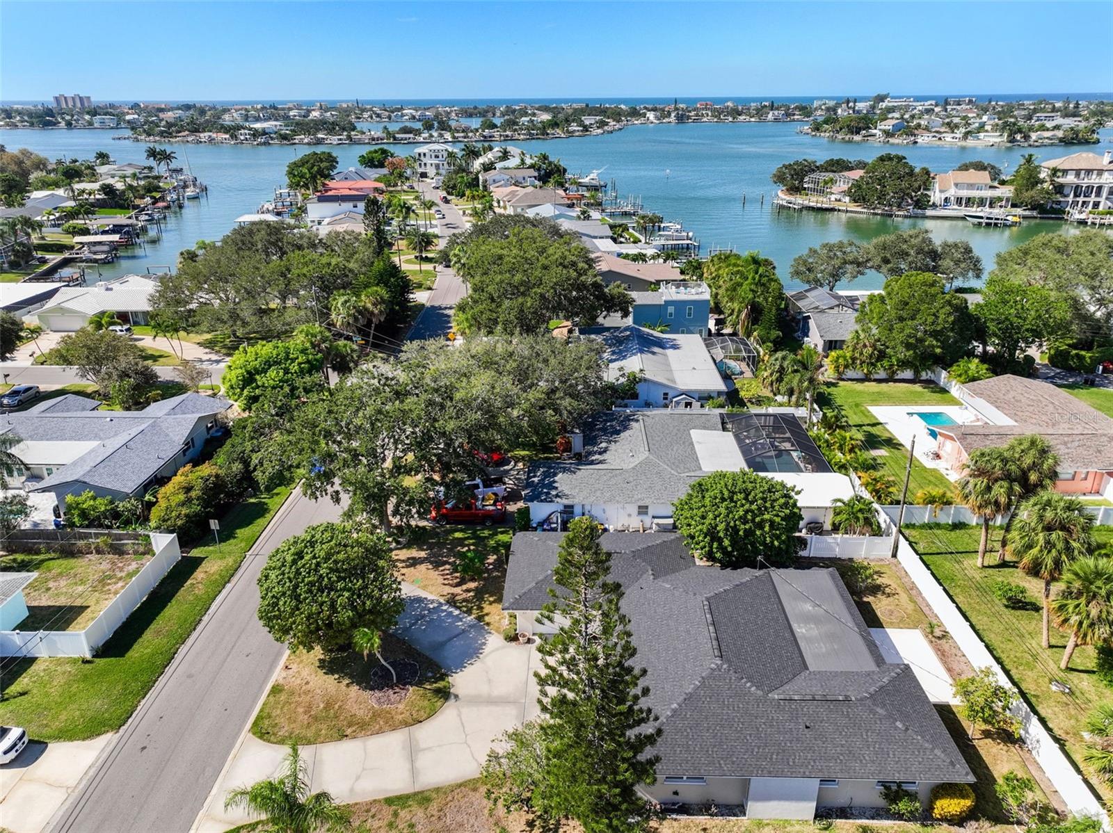 Listing photo id 66 for 4331 Harbor Hills Drive