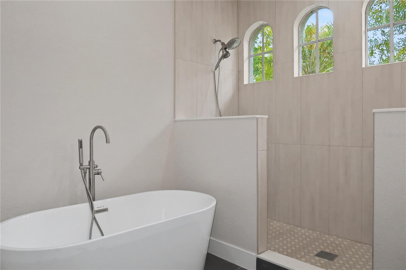 Image 11 of 32 For 2906 Sutton Oaks Court