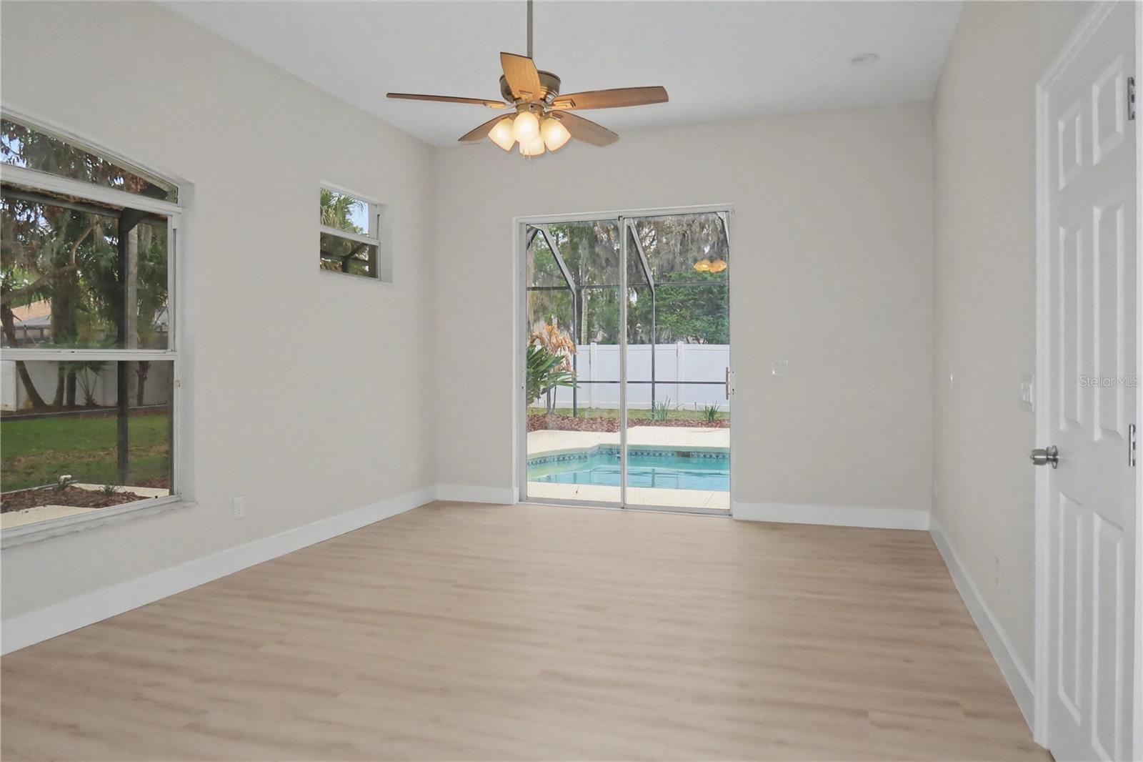 Image 20 of 32 For 2906 Sutton Oaks Court