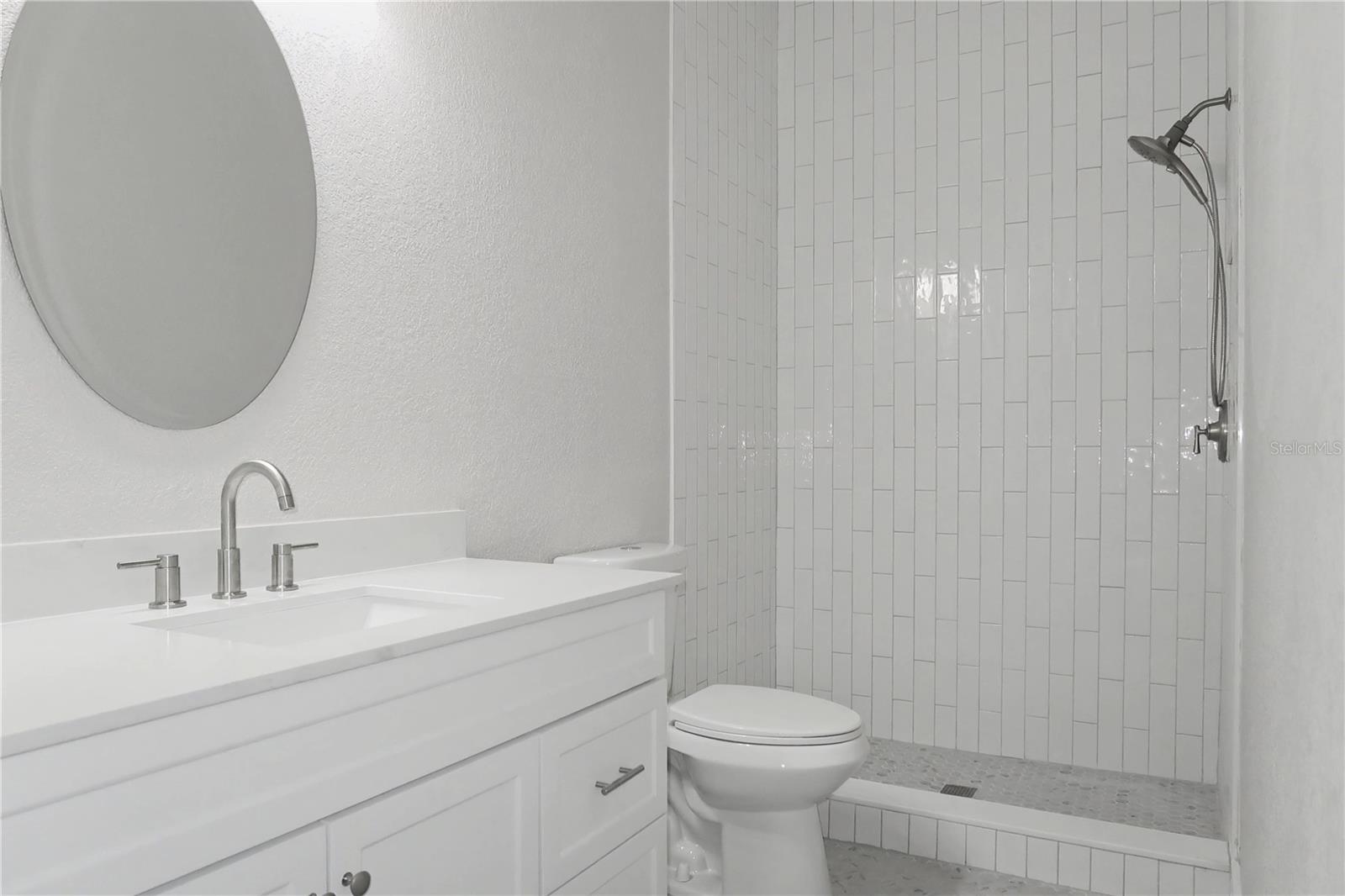 Image 22 of 32 For 2906 Sutton Oaks Court