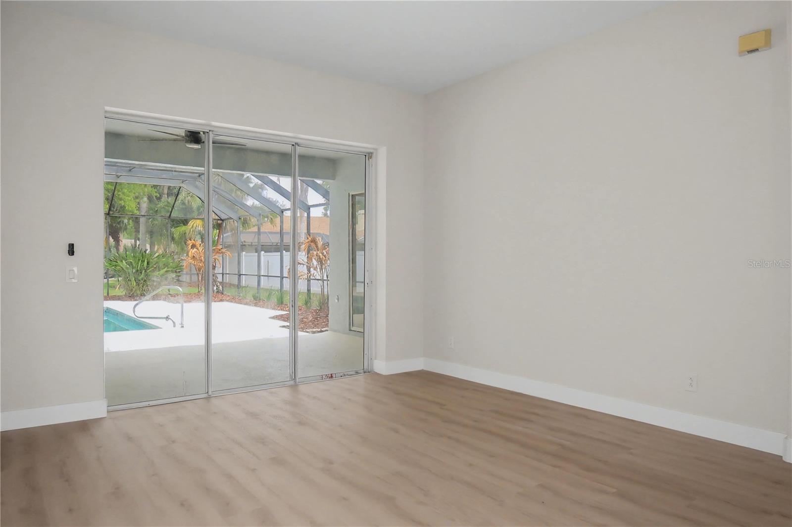 Image 4 of 32 For 2906 Sutton Oaks Court