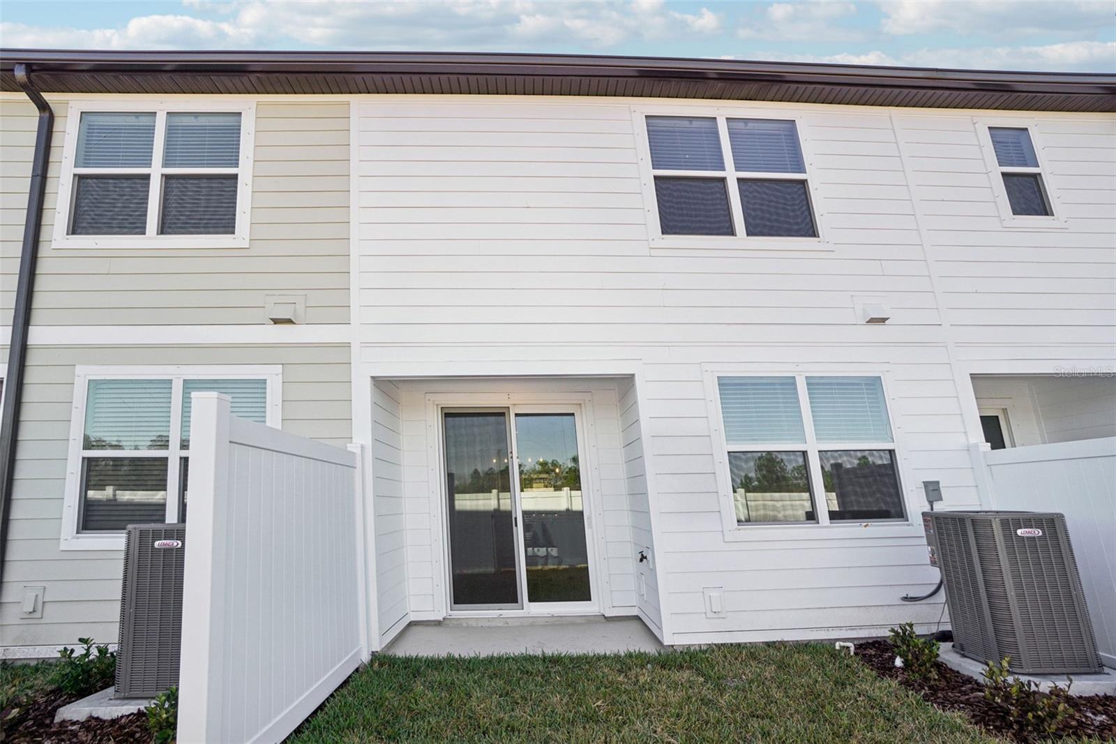 Image 27 of 34 For 7584 Deer Valley Circle