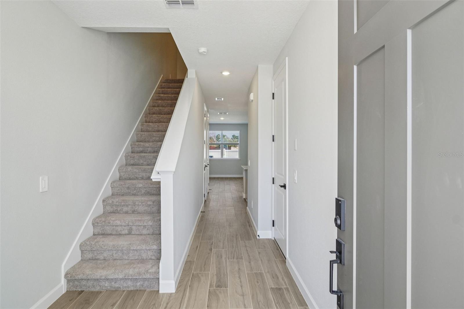 Image 3 of 34 For 7584 Deer Valley Circle