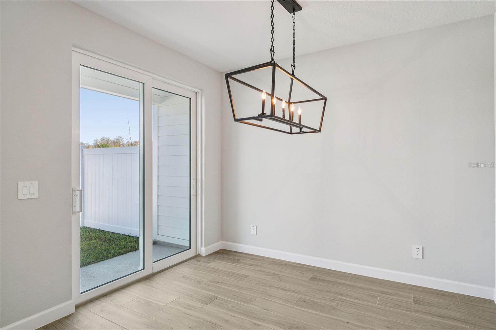 Image 8 of 34 For 7584 Deer Valley Circle