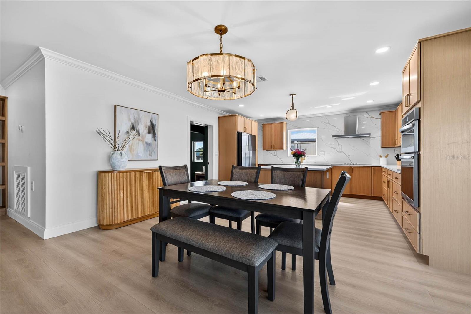 Image 20 of 70 For 7991 1st Avenue S