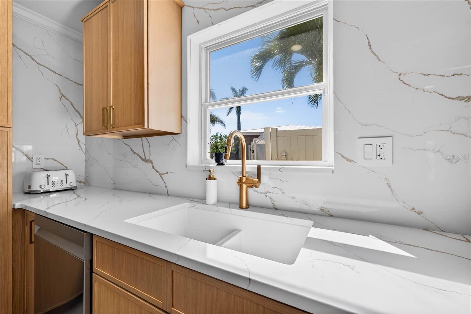 Image 27 of 70 For 7991 1st Avenue S