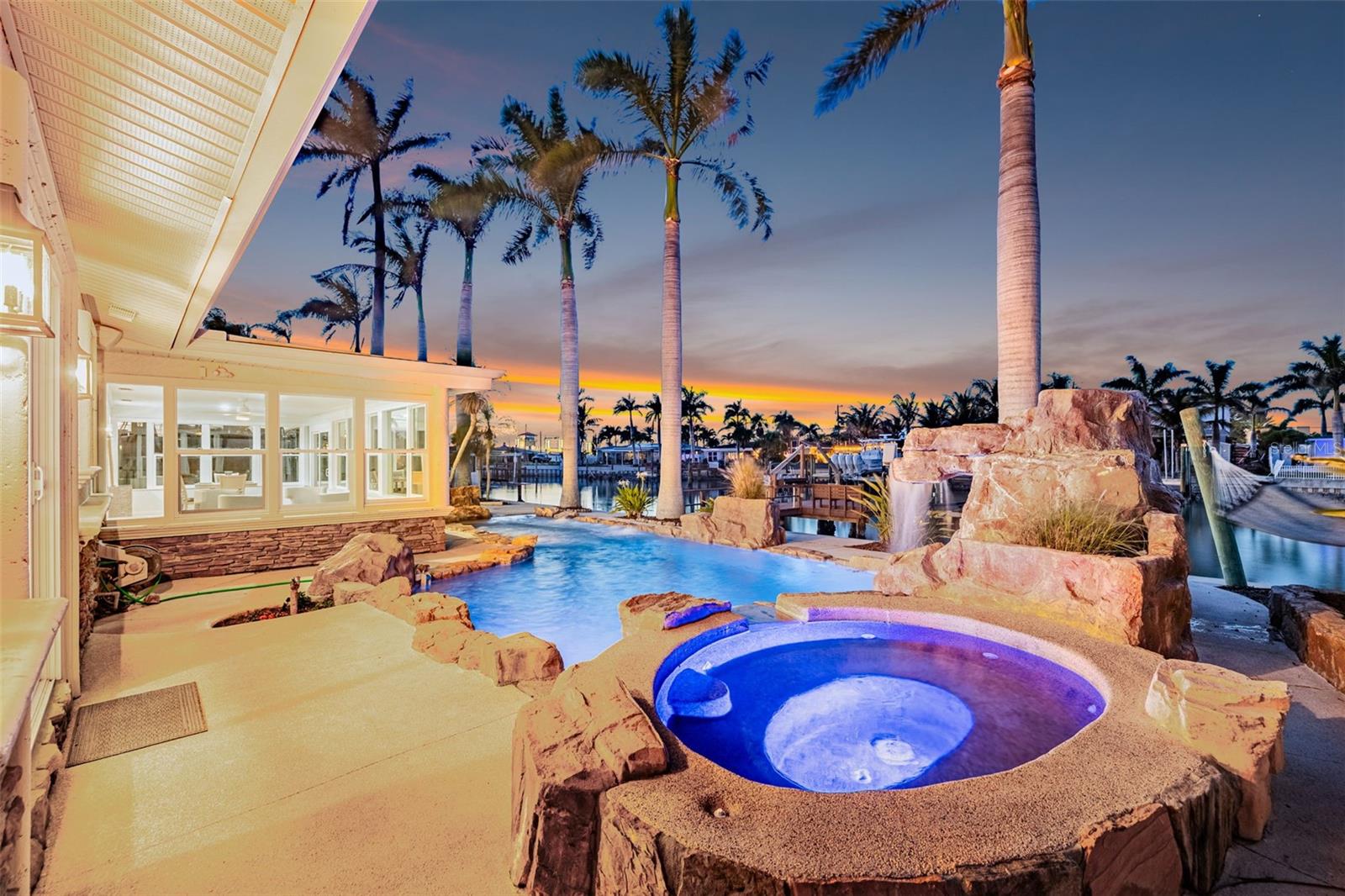 Image 37 of 70 For 7991 1st Avenue S