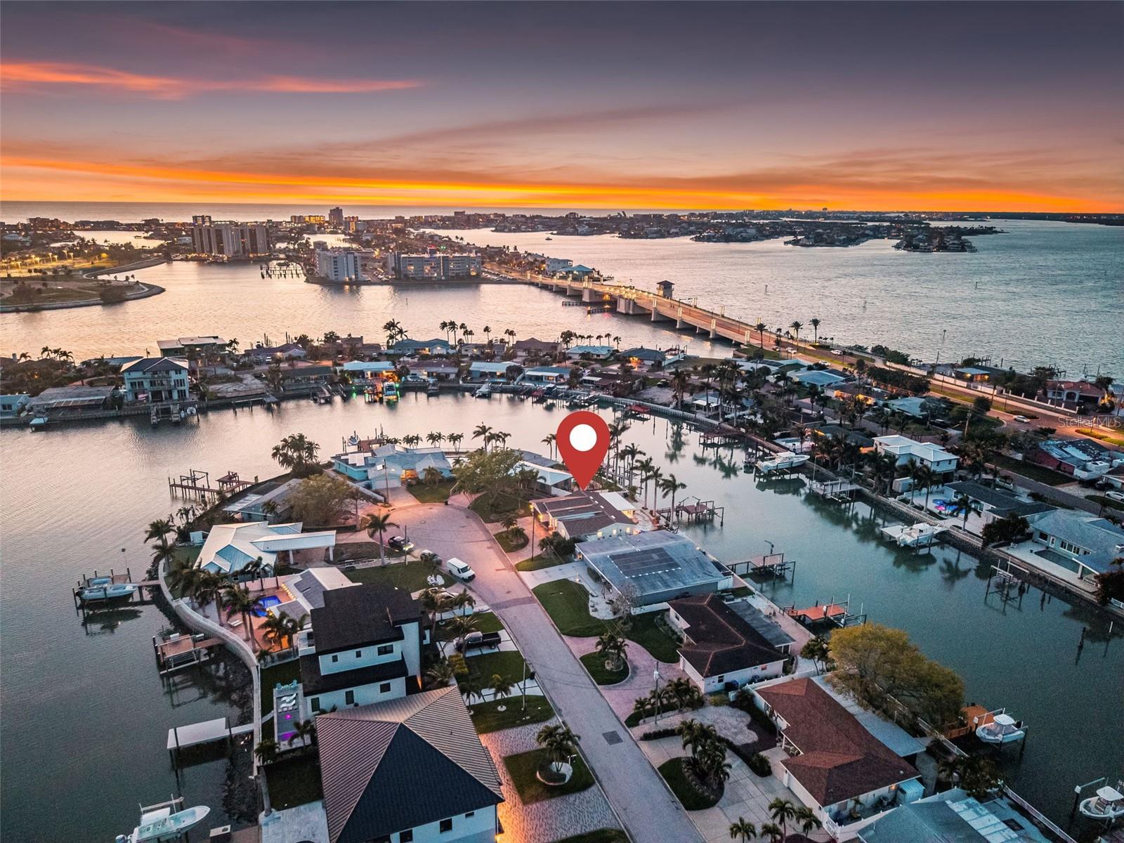 Image 6 of 70 For 7991 1st Avenue S