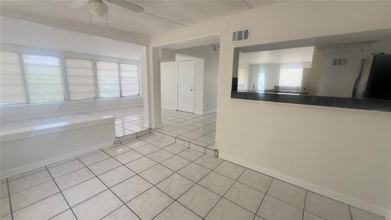 Image 5 of 16 For 110 14th Avenue Sw