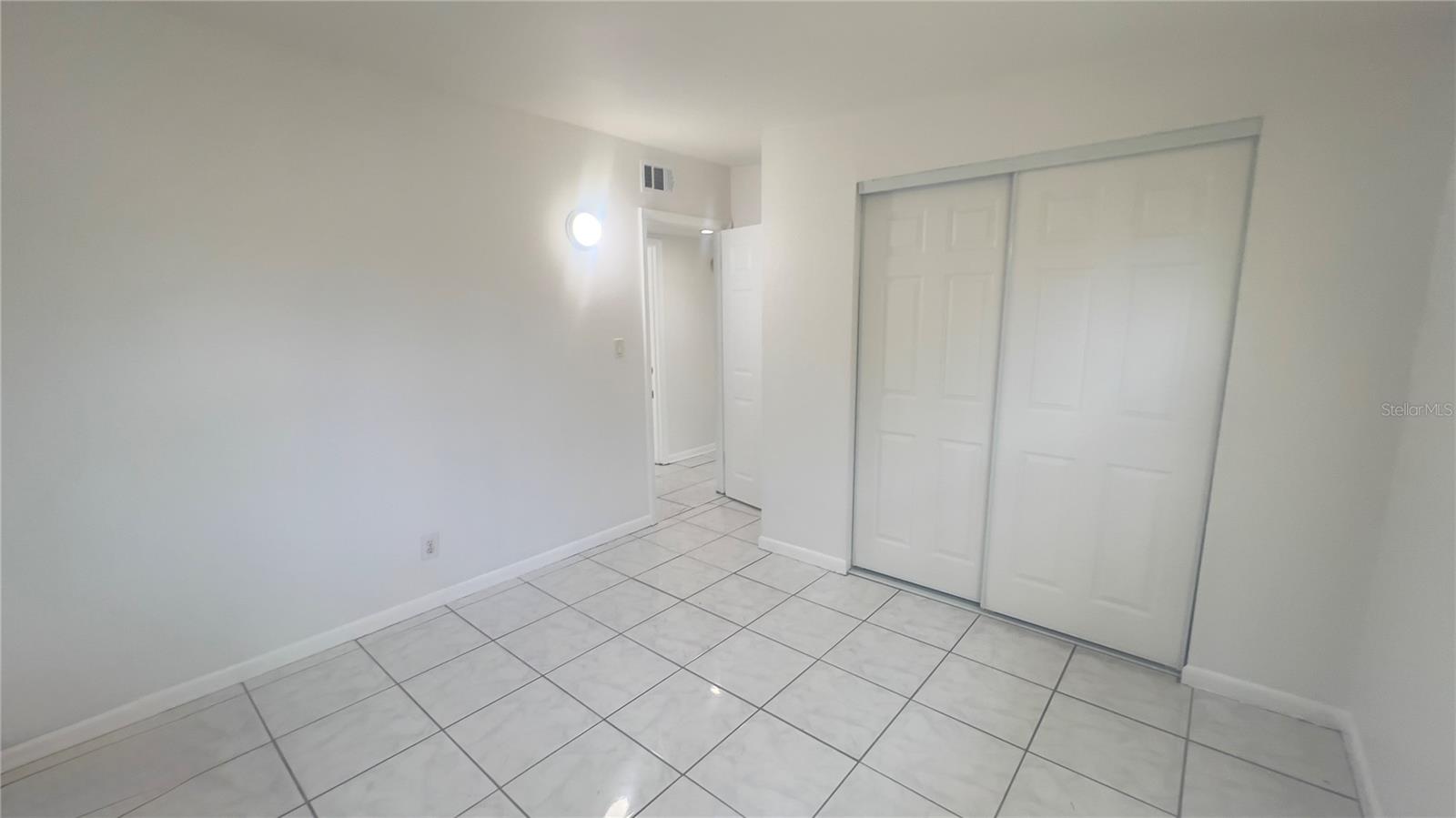 Image 7 of 16 For 110 14th Avenue Sw