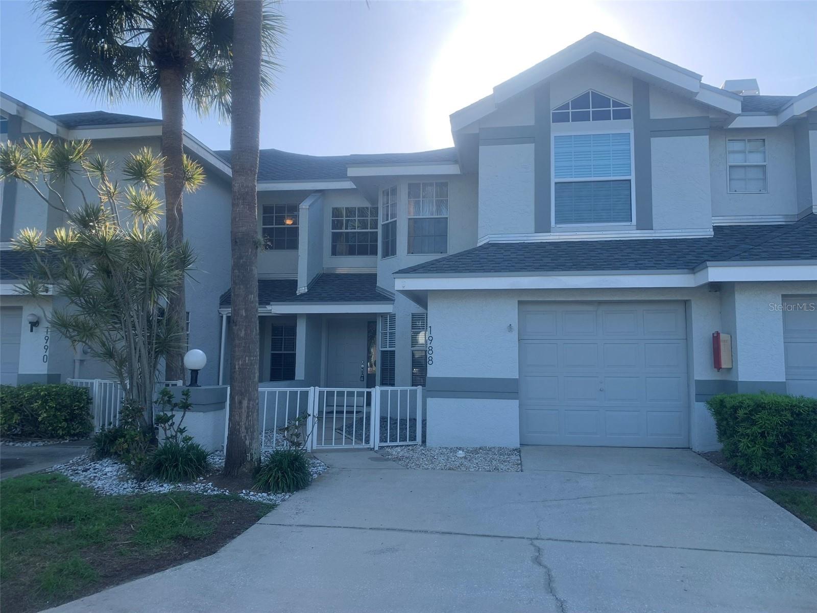 Listing Details for 1988 Georgia Circle S, CLEARWATER, FL 33760