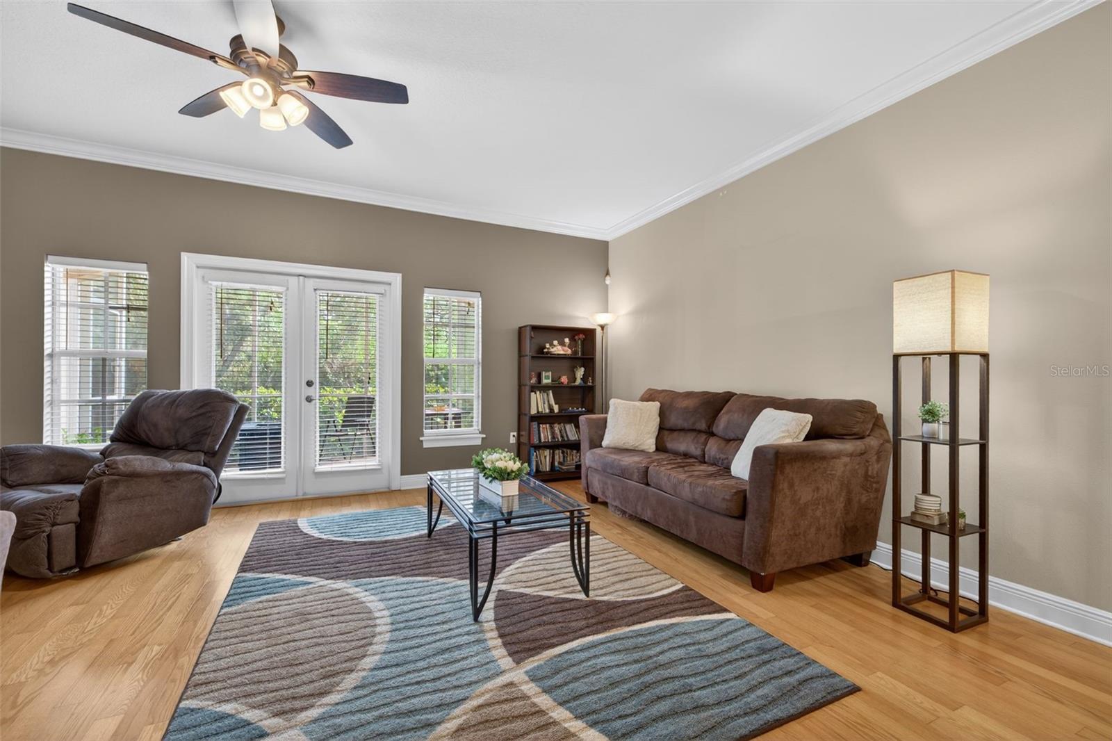 Image 13 of 38 For 184 Valencia Circle