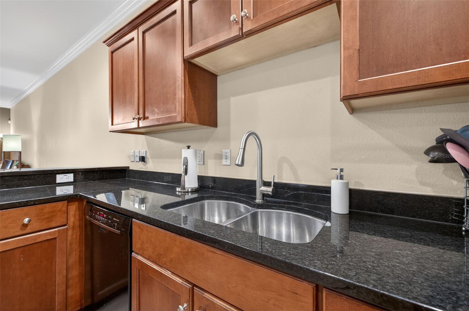 Image 9 of 38 For 184 Valencia Circle