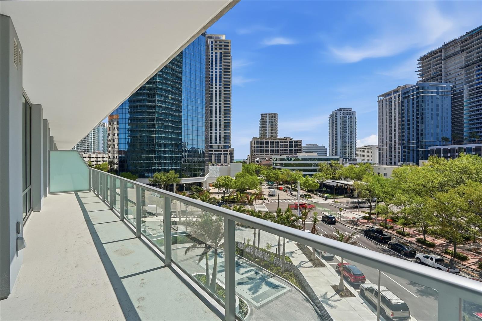 Image 35 of 66 For 400 Central Avenue 303