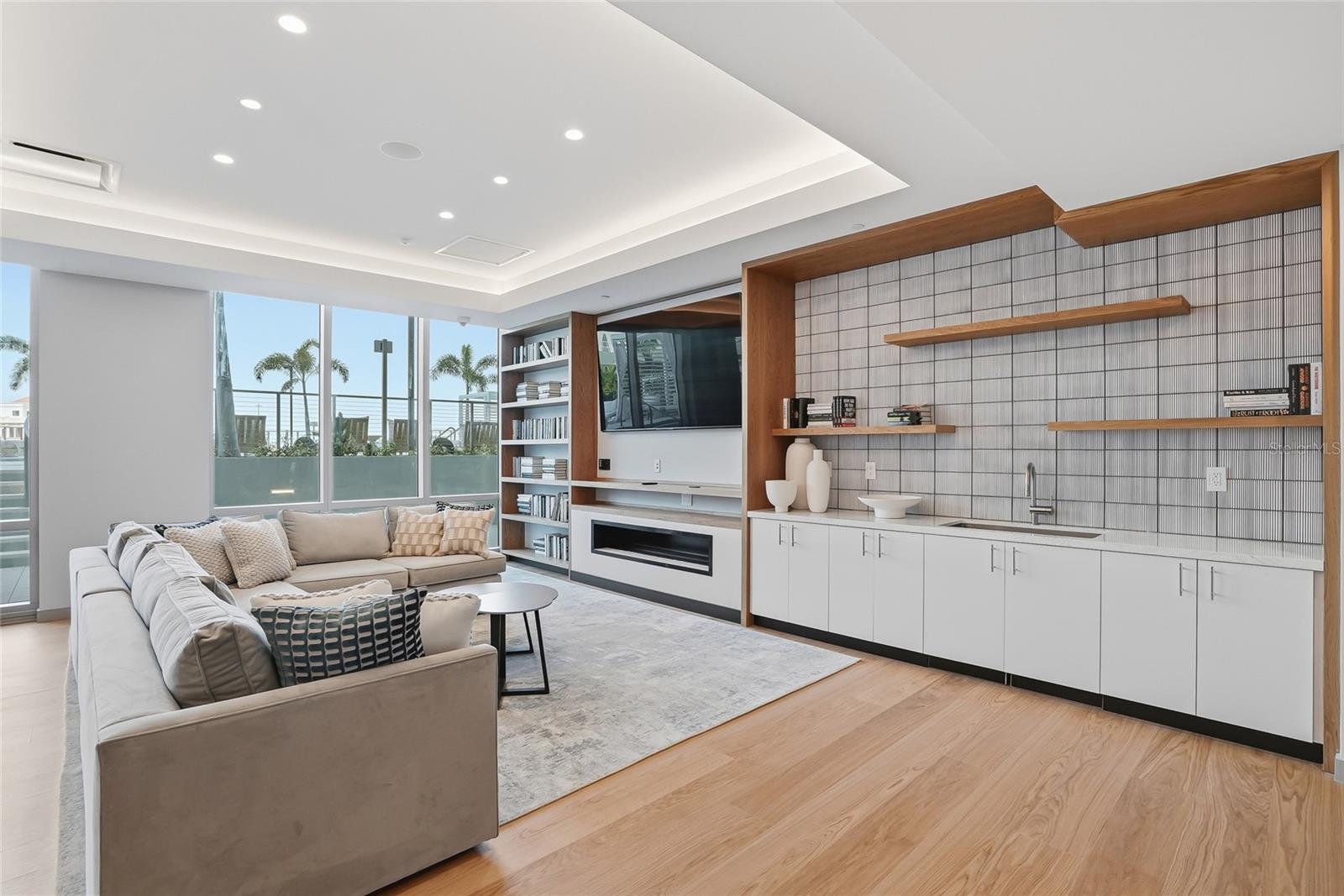 Image 47 of 66 For 400 Central Avenue 303