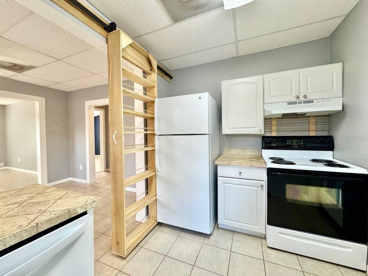 Image 12 of 29 For 12708 Woodleigh Avenue