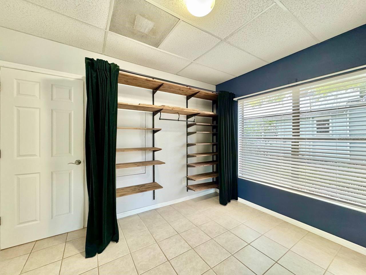 Image 19 of 29 For 12708 Woodleigh Avenue