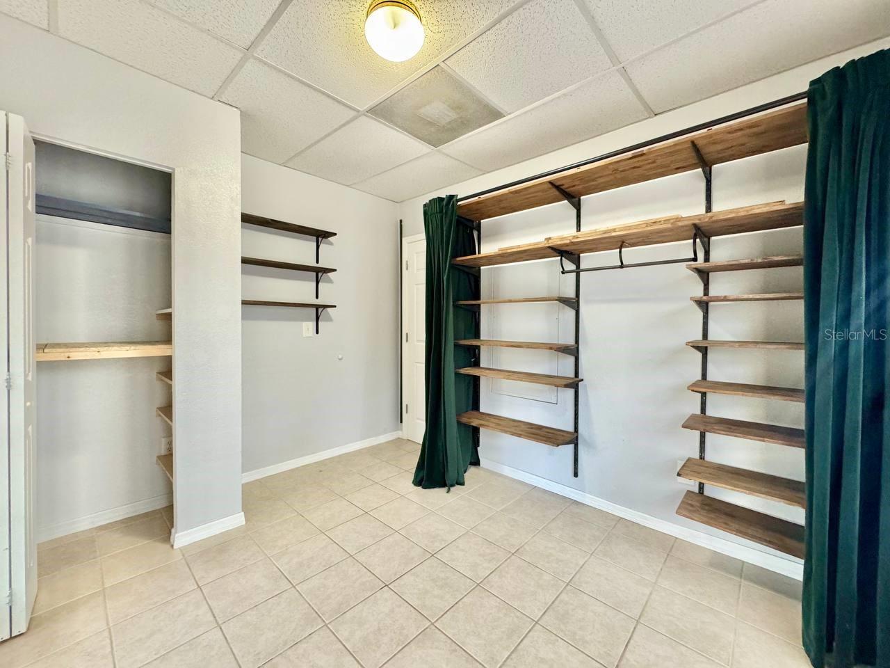 Image 21 of 29 For 12708 Woodleigh Avenue