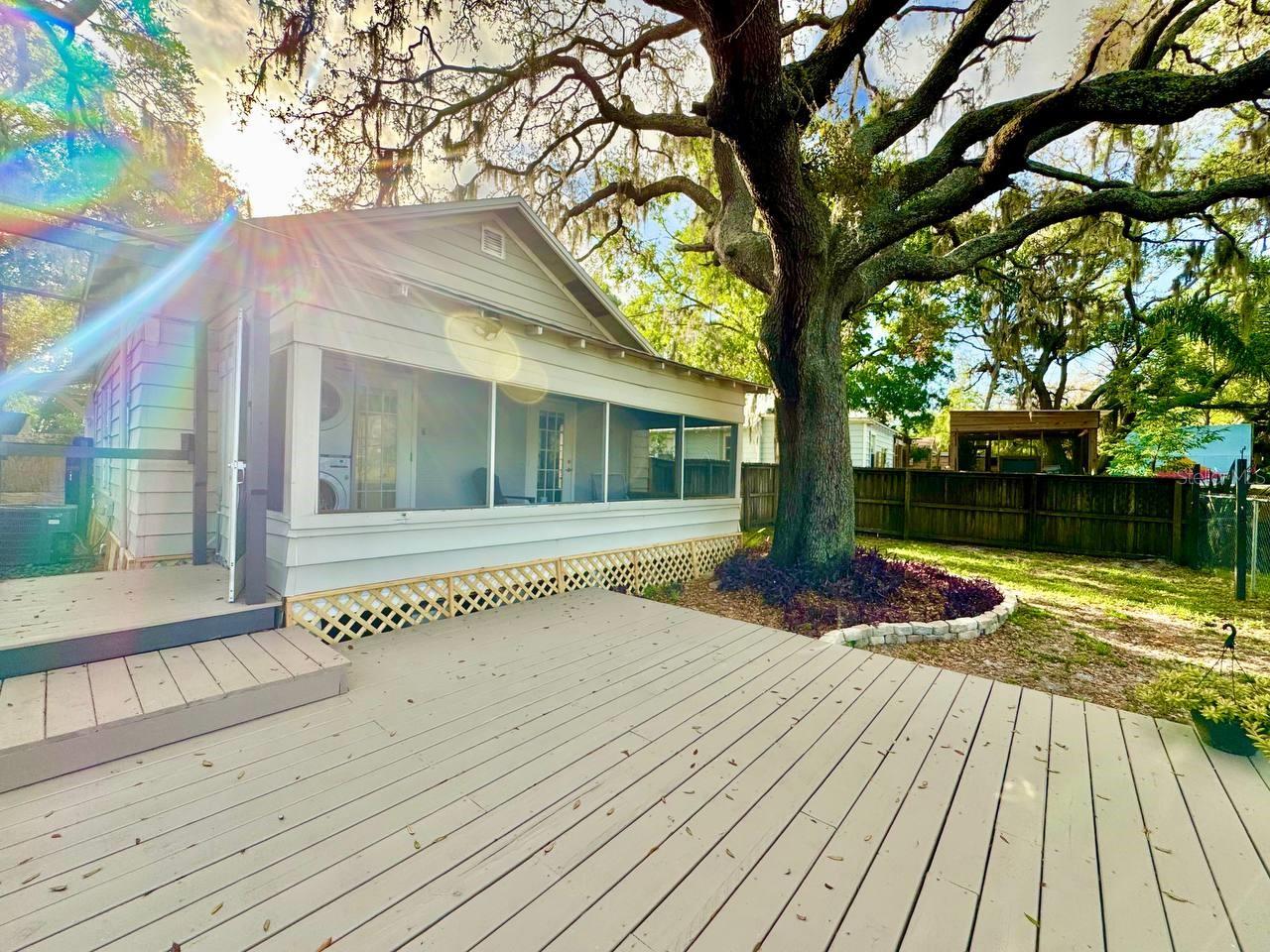 Image 27 of 29 For 12708 Woodleigh Avenue