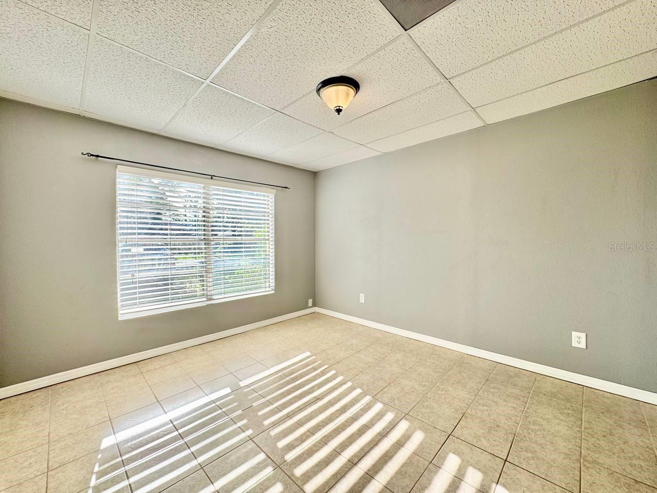 Image 5 of 29 For 12708 Woodleigh Avenue