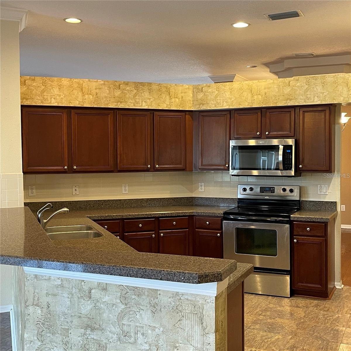 Image 5 of 16 For 5329 Silver Charm Terrace