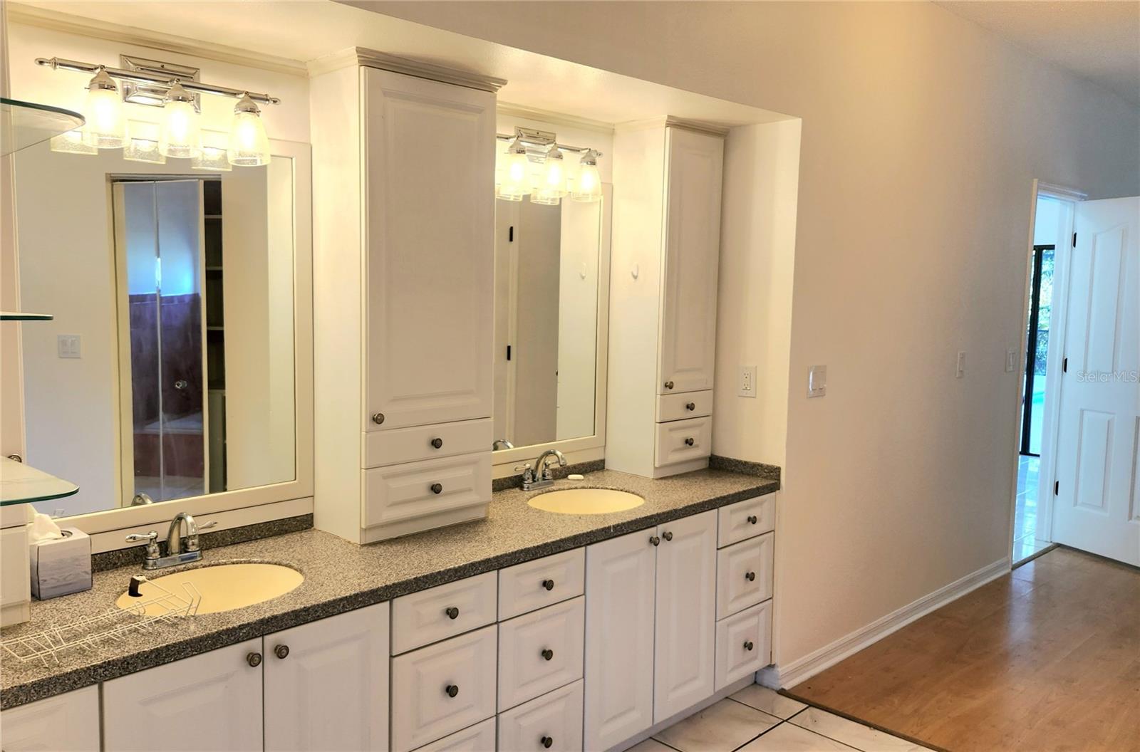 Image 24 of 46 For 3037 Crest Drive