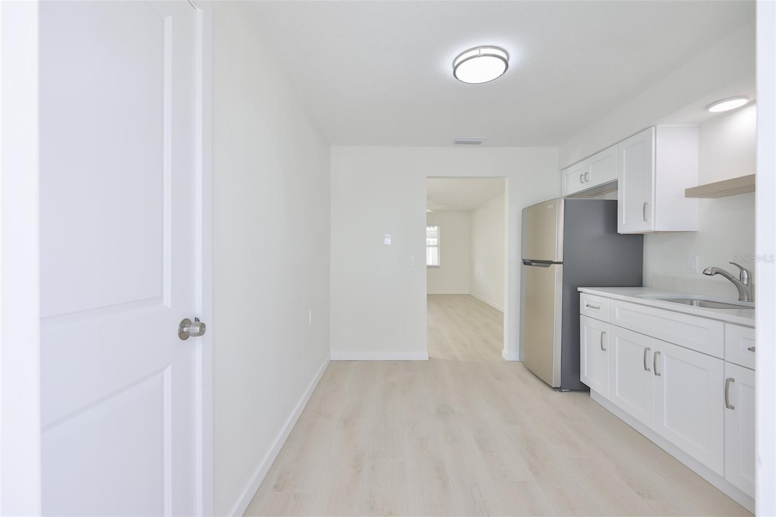 Image 14 of 45 For 722-724 1st Street