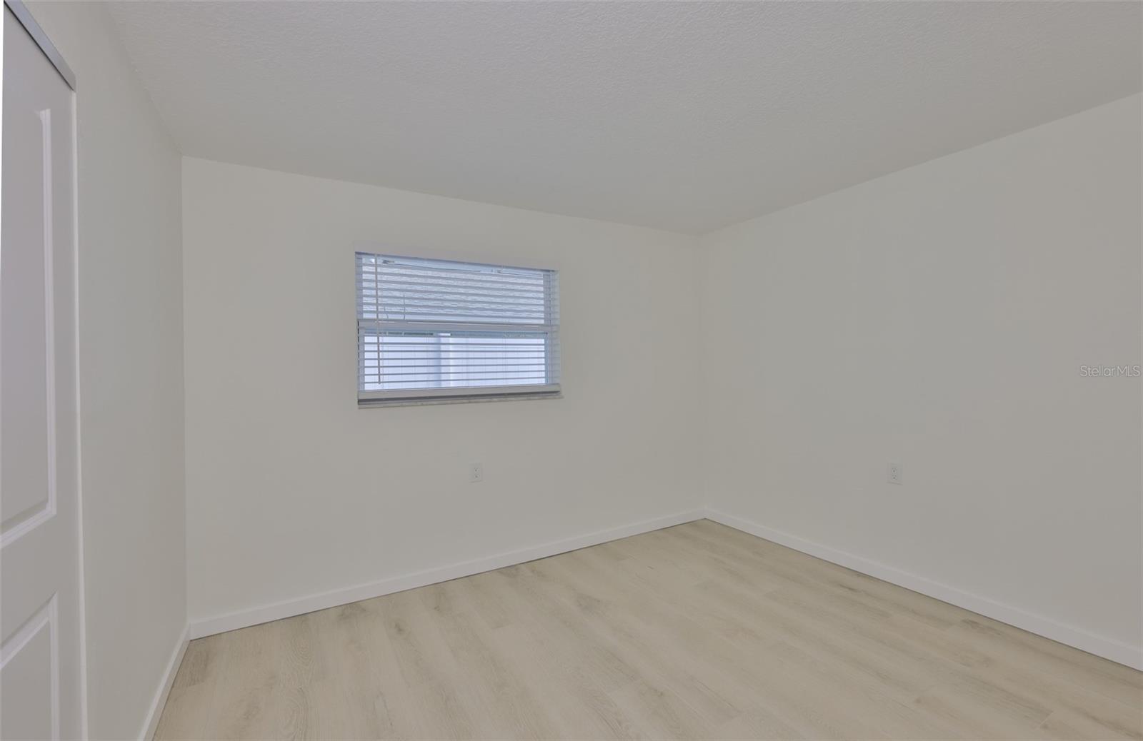 Image 16 of 45 For 722-724 1st Street