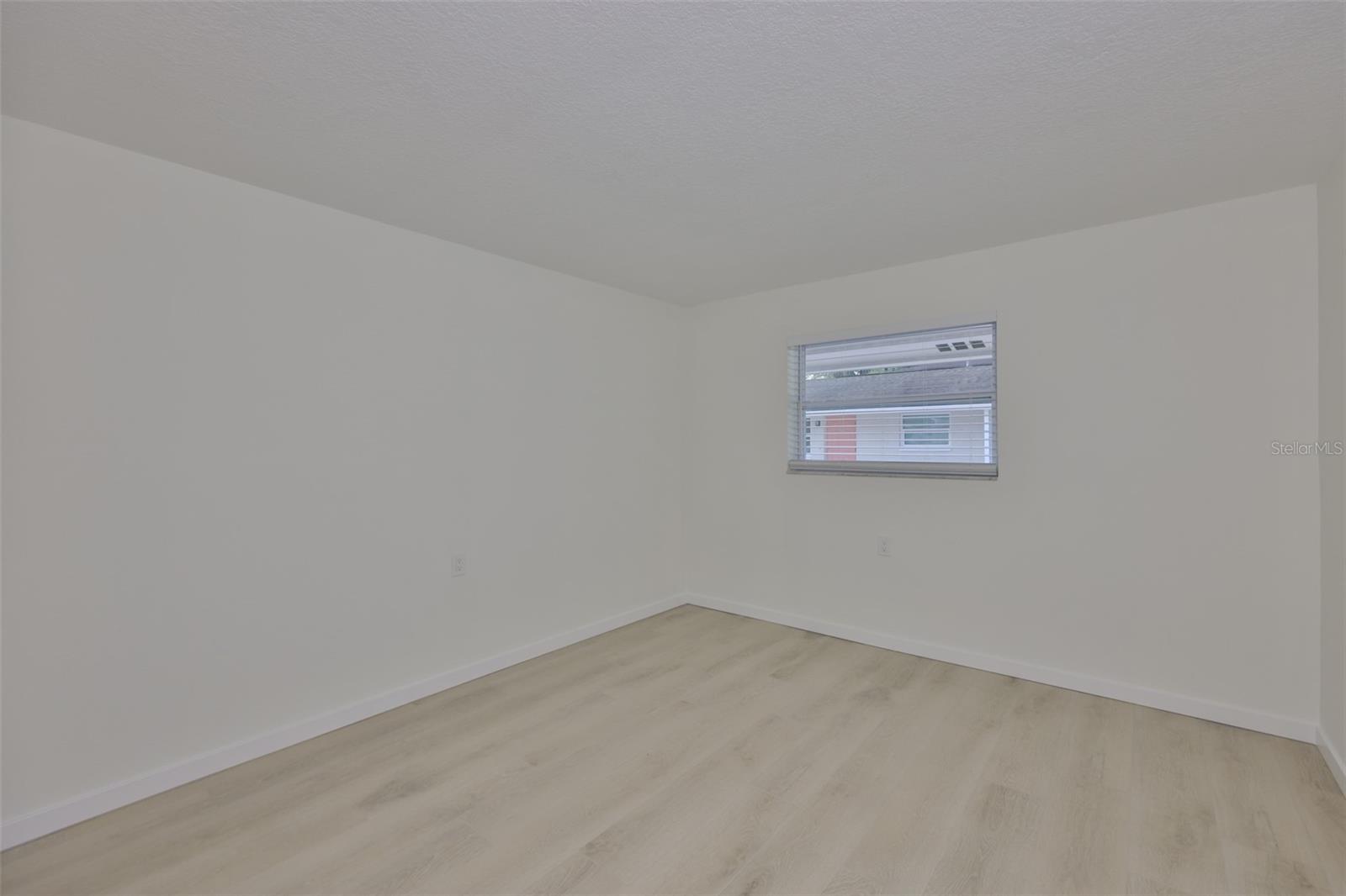 Image 19 of 45 For 722-724 1st Street